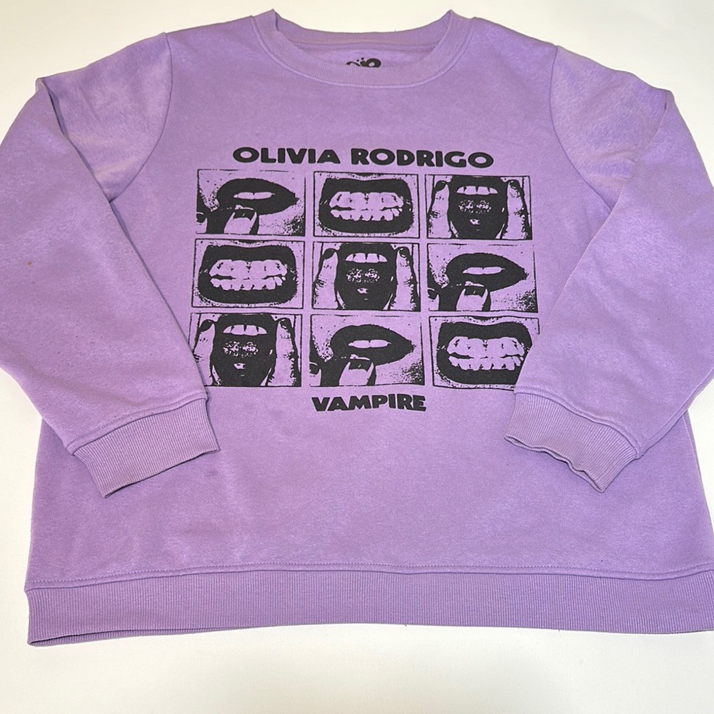 OLIVIA RODRIGO VAMPIRE SWEATER